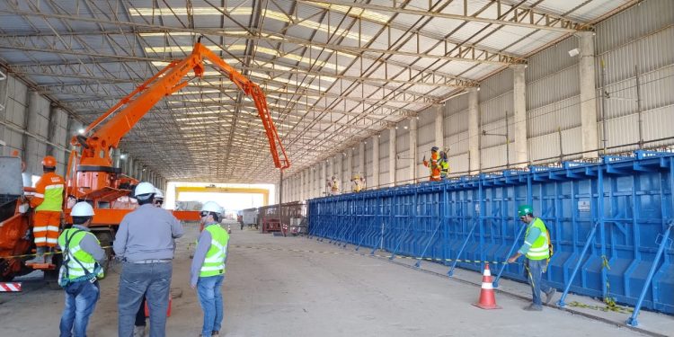 Detonações de rochas afetam tráfego e marcam avanço de obras da nova Serra das Araras