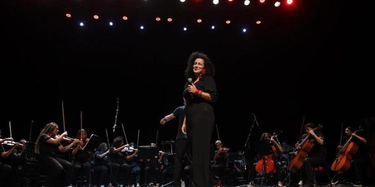 Orquestra de Harmônicos de Conservatória e Juliana Maia são atrações do Natal Encantado de Ipiabas, em Barra do Piraí