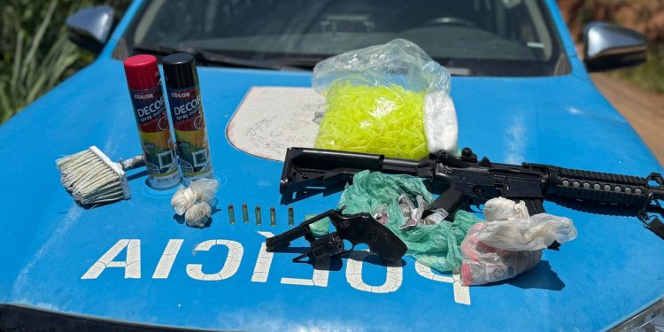 Homem é preso por tráfico de drogas e posse de arma em Valença