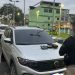 PRF prende homem após fuga em alta velocidade e apreende armas e carro roubado