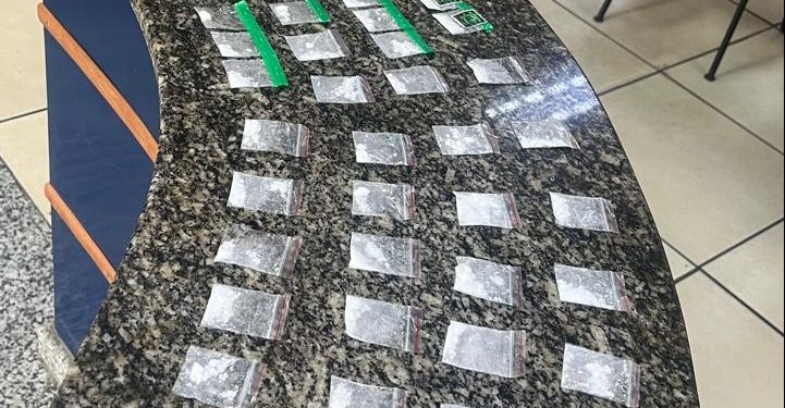 Drogas são apreendidas na Ilha das Cobras, em Paraty