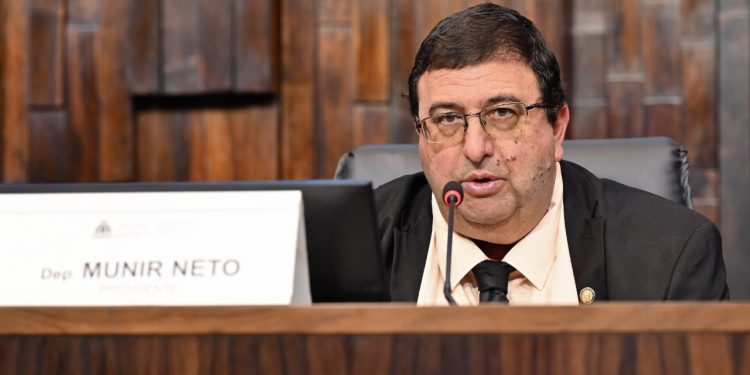 Munir Neto busca apoio na Alerj para Companhia Independente da PM em Barra Mansa