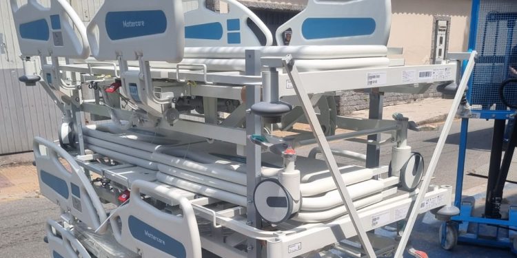 Volta Redonda: Hospital do Retiro recebe 50 novas camas elétricas hospitalares