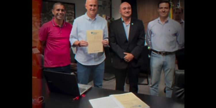Resende implanta Sistema Eletrônico de Informação