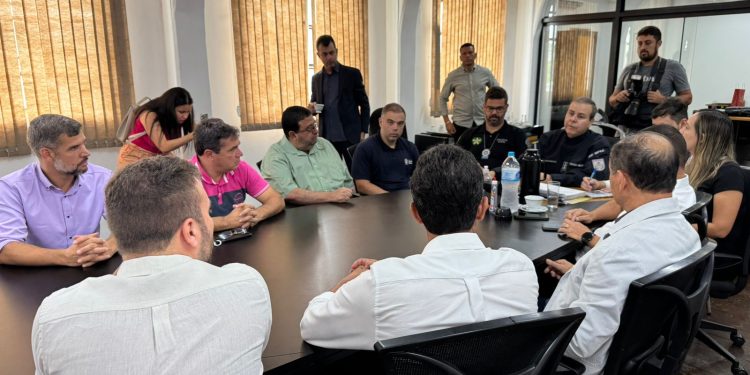 Deputado Munir Neto propõe reforço na segurança pública de Barra Mansa após onda de ataques