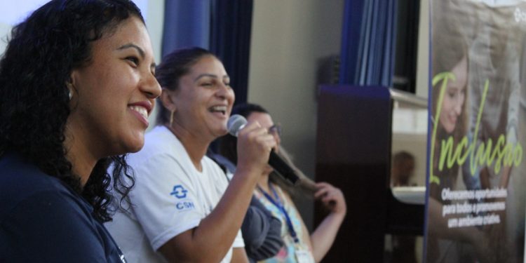CSN recebe candidatos de programa para pessoas com deficiência do programa