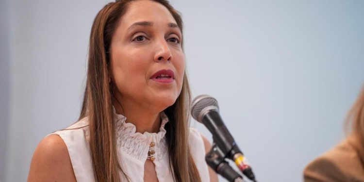Alerj estuda conceder isenção de tributos para estabelecimentos que adotem 30 horas semanais para trabalhadores da Enfermagem