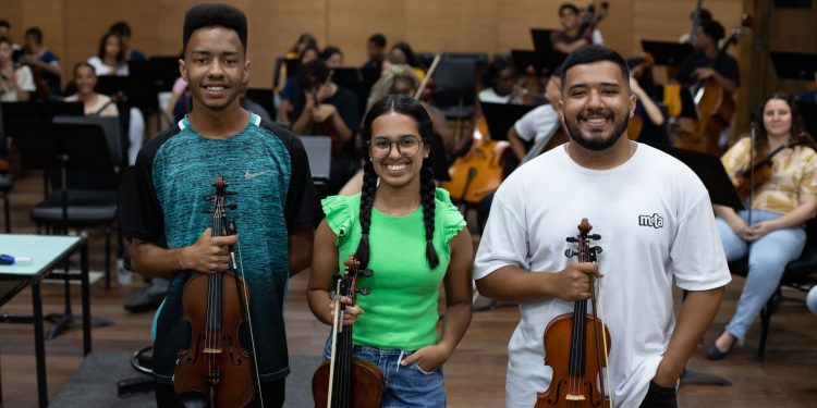 Talentos do projeto Volta Redonda Cidade da Música conquistam vagas na UniRio
