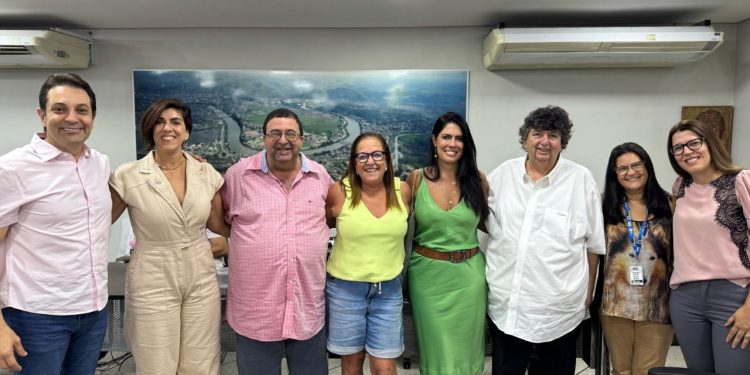 Munir Neto se reúne com prefeito de Volta Redonda e superintendente da Apae-Rio para discutir projetos de saúde e esporte