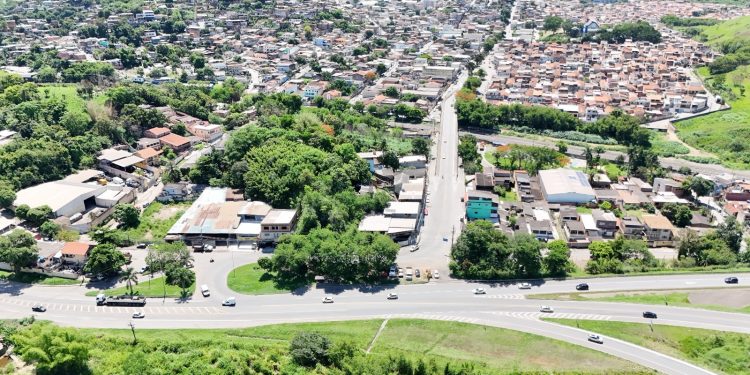 Subprefeitura do Santo Agostinho inicia ações de regularização de alvarás e melhoria da infraestrutura local em Volta Redonda