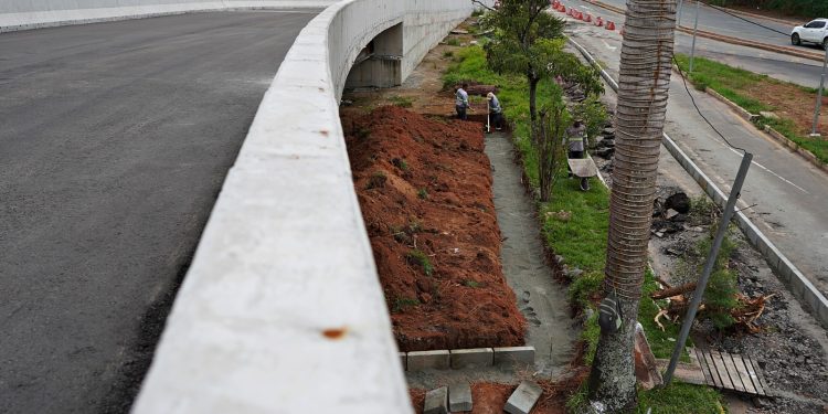 Volta Redonda encaminha entrega de viaduto e expansão do Hospital São João Batista