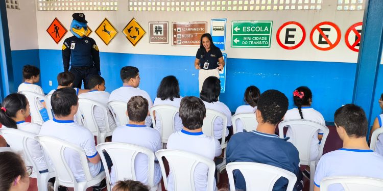 Volta Redonda: Minicidade do Trânsito recebe Apae-VR em celebração às pessoas com Síndrome de Down