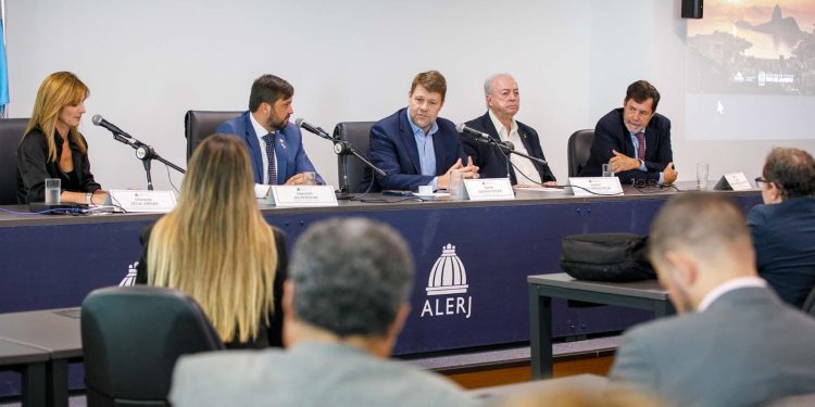 Audiência Pública debate políticas e ações de fortalecimento do turismo no Estado do Rio