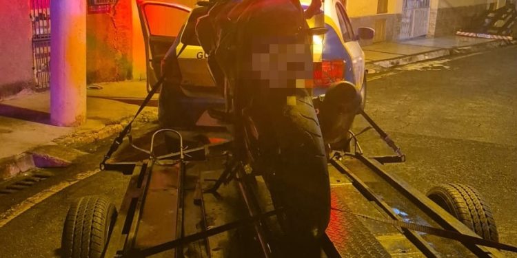 Guarda Municipal recolhe moto com dispositivo antirradar em Volta Redonda