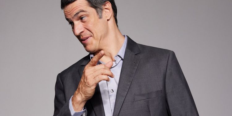 Mateus Solano se apresenta em Volta Redonda