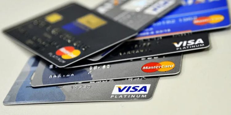Metade dos brasileiros sofreu fraude em 2024