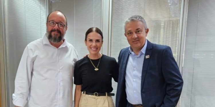 APL do Vale do Café reúne líderes estaduais, municipais e empresários em Barra do Piraí