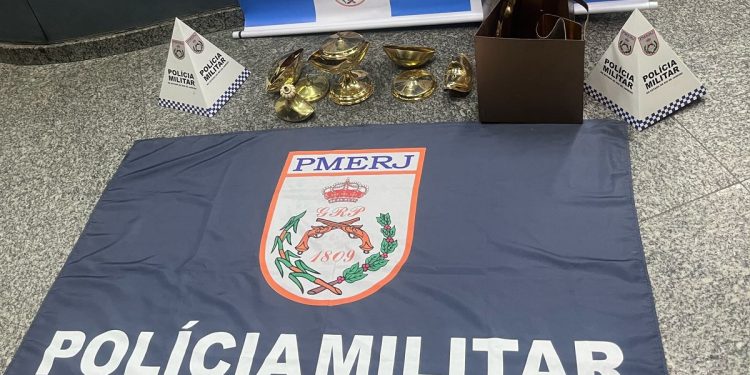 Polícia Militar recupera objetos furtados de igreja em Barra Mansa