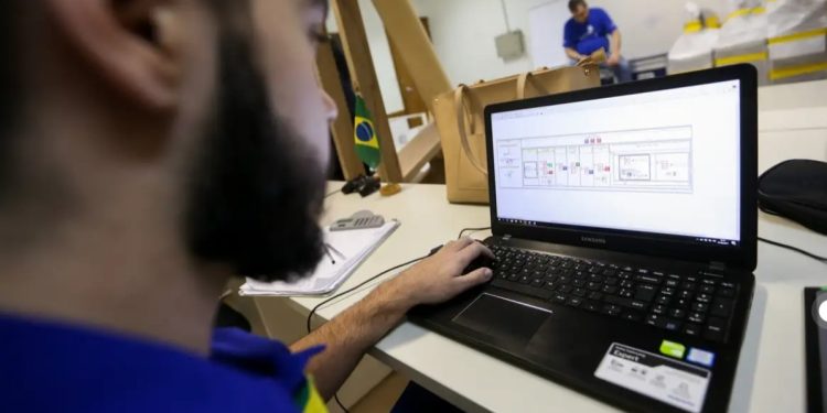 MEIs devem ficar atentos a novas regras para emissão de notas fiscais