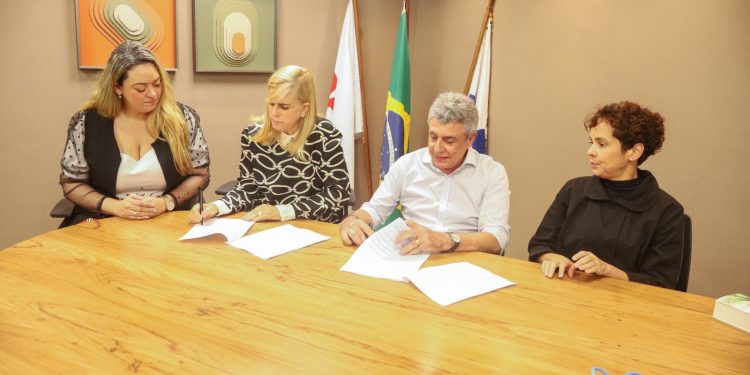 OAB-RJ lança serviço gratuito de telemedicina para advogados em todo o estado