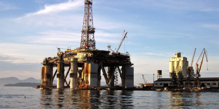 Governo do Rio oferece cursos profissionalizantes em áreas ligadas à Energia e Economia do Mar