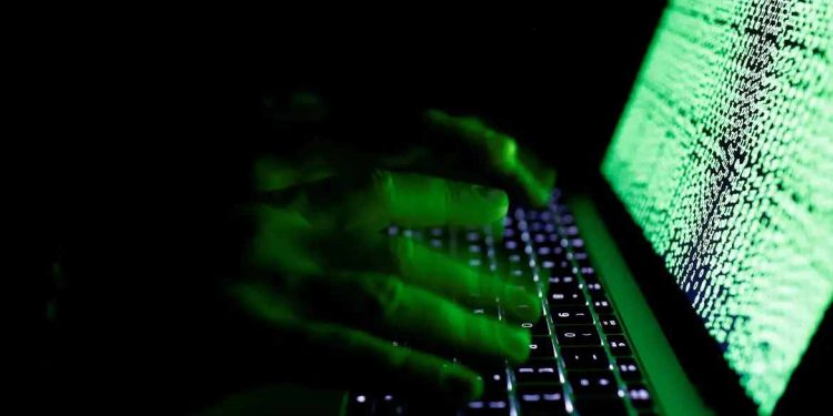 Ministério da Ciência vai abrir 10 mil vagas para formação de programadores