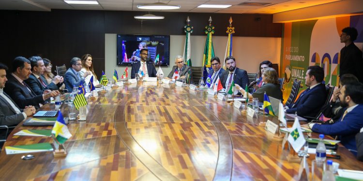 Procuradores das assembleias legislativas defendem prioridade para PEC que inclui GMs na segurança pública