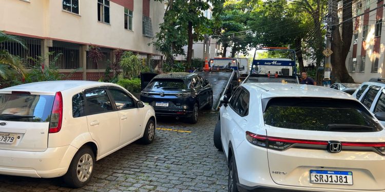 Taxa de reboque é isenta por até 90 dias para vítimas de roubo e furto de veículos no estado do Rio