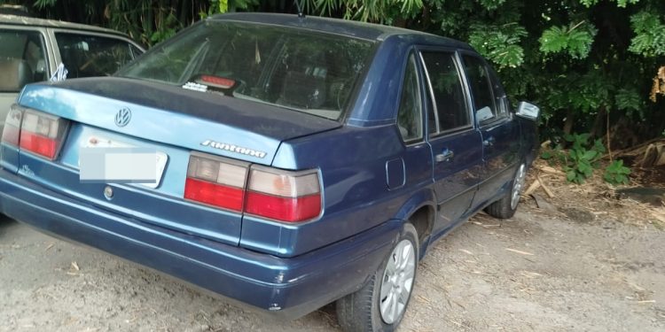 Homem com CNH vencida vai recuperar carro e sai com outro rebocado em Volta Redonda