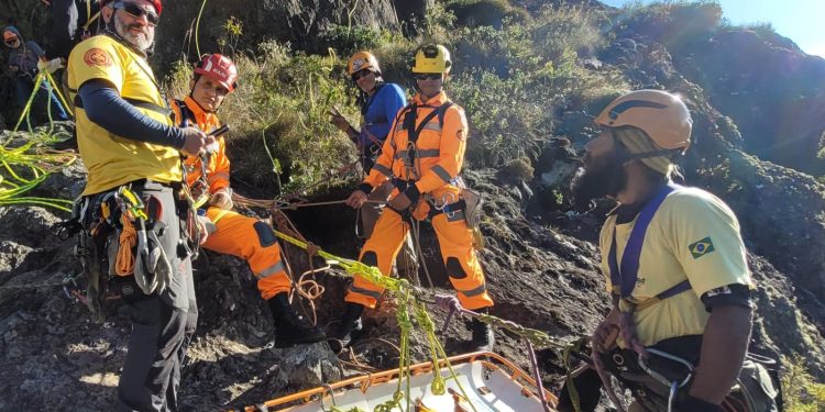 Parque Nacional do Itatiaia promove Treinamento de Resgate em Montanha