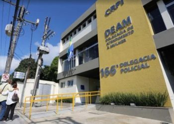 Homem é preso em flagrante por aplicar golpes com comprovantes falsos de PIX em Angra dos Reis