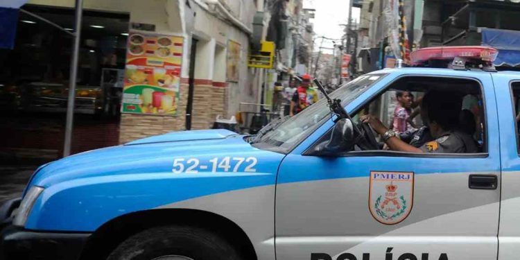 Rio de Janeiro entra em nível 2 de alerta após tiroteio