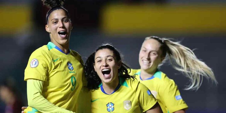 Seleção feminina estreia com vitória sobre a Venezuela na Copa América