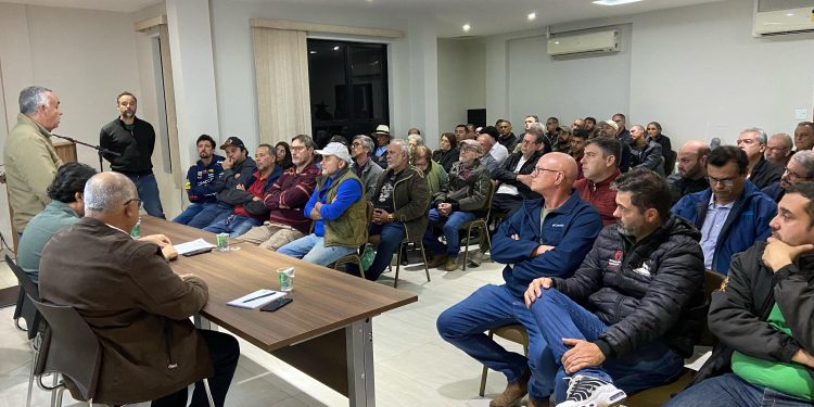 Valença intensifica diálogo com produtores rurais para fortalecer o agronegócio