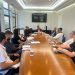 Campanha alerta sobre uso de celular no trânsito em Volta Redonda