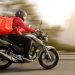 Alerj aprova lei que obriga empresas de delivery a fornecer bolsas de transporte a entregadores
