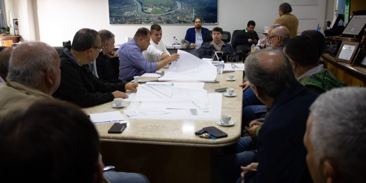 Volta Redonda e Barra Mansa firmam parceria para obra que vai melhorar trânsito entre as cidades