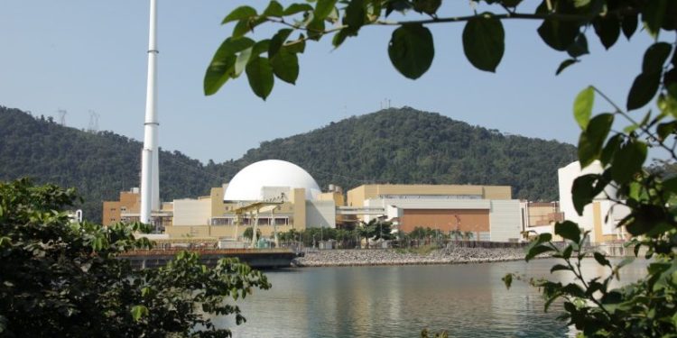 Eletronuclear apresenta ações socioambientais em seminário em Angra dos Reis