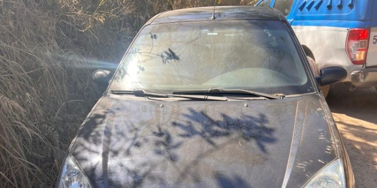 Polícia recupera carro roubado de familiares de Flávio Bolsonaro em Resende