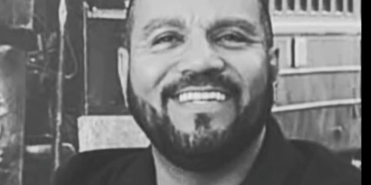 Policial civil é morto a tiros na frente do filho em Angra dos Reis