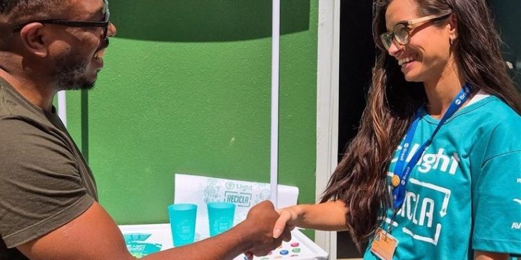 Light inaugura ecoponto em Três Rios para troca de recicláveis por desconto na conta de luz