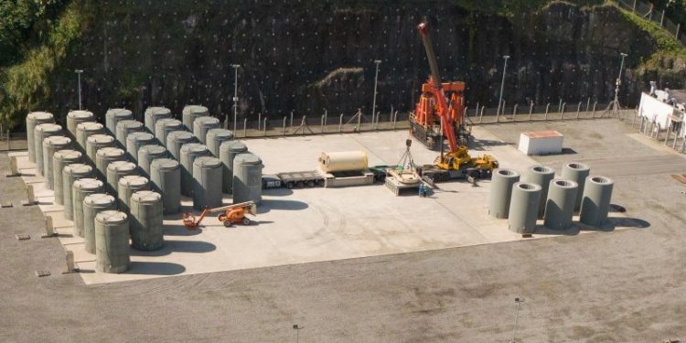 Eletronuclear inicia transferência de combustível usado de Angra 1 para armazenamento a seco