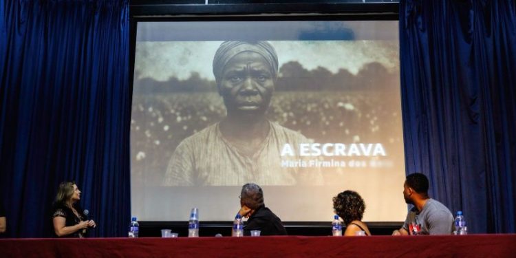 Seminário de literatura negra reúne comunidades quilombolas em Mangaratiba