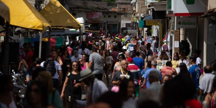 Volta Redonda promove edição da “Rua de Compras” no bairro Água Limpa