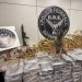 PF apreende quase 1 tonelada de maconha e fuzil em caminhão na Dutra