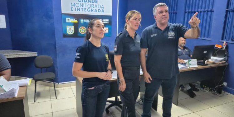 Policial alemã elogia modelo de segurança pública de Volta Redonda em visita à cidade