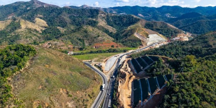 Paracambi inaugura escola do SENAI voltada à capacitação de mulheres na construção civil