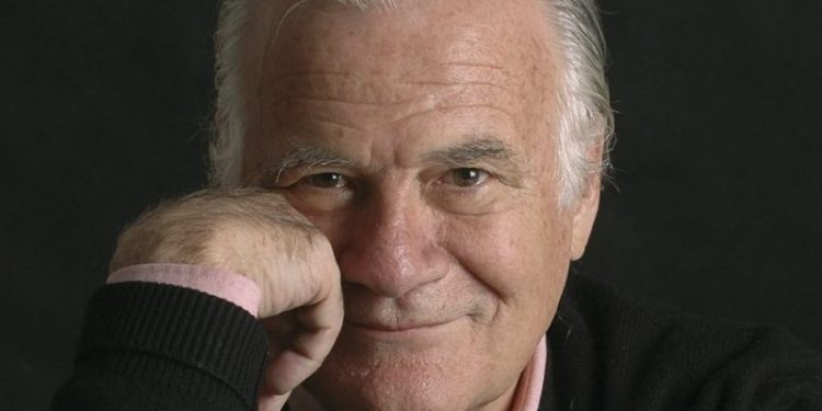 Mino Carta, fundador da revista Carta Capital, morre aos 91 anos em São Paulo