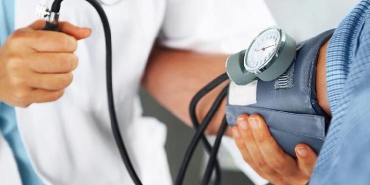 Pressão 12 por 8 passa a ser considerada pré-hipertensão