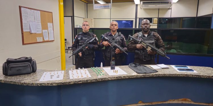 Polícia apreende drogas e munições em Barra Mansa